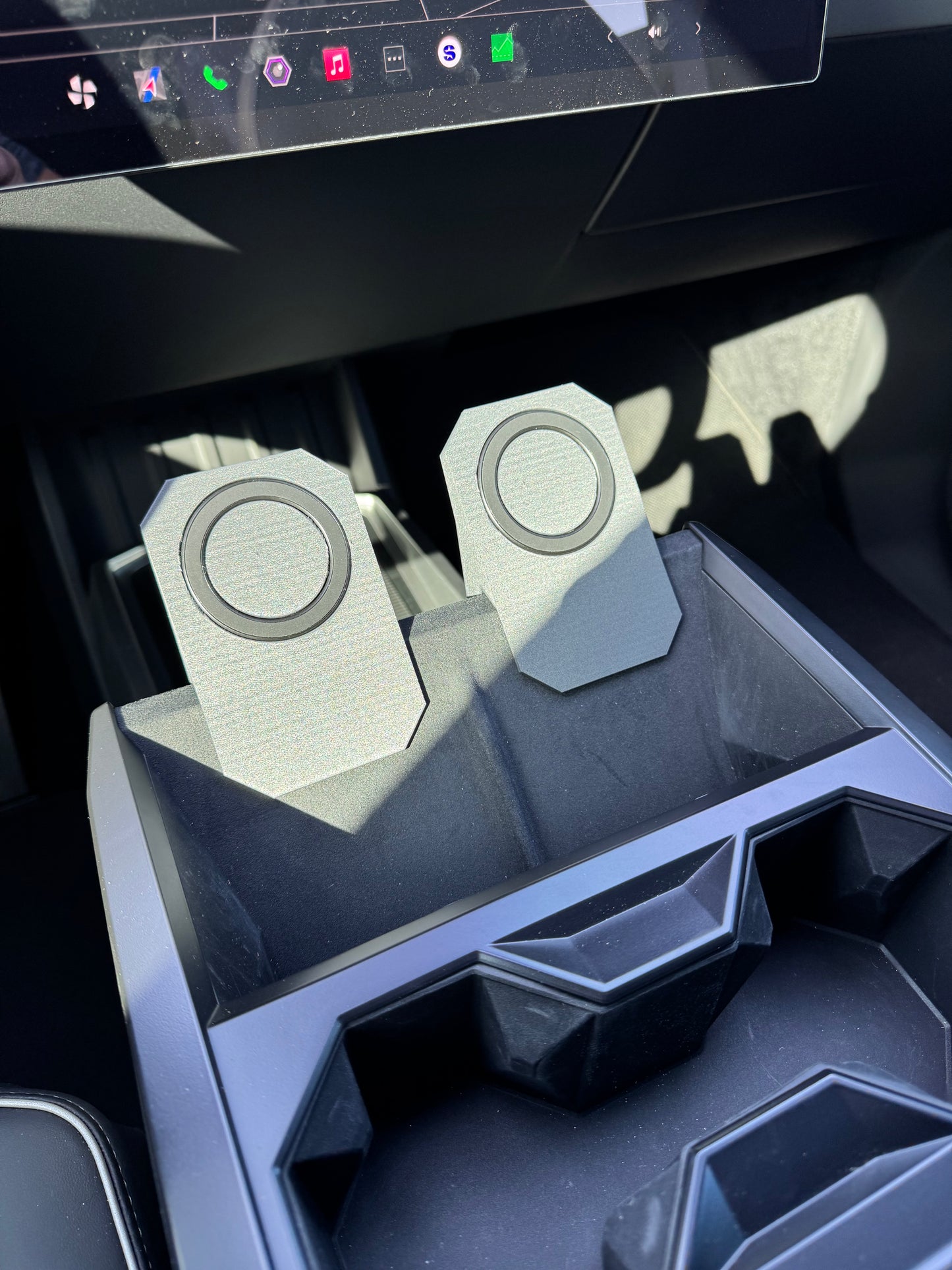 Phone mount for the center console of Cybertruck