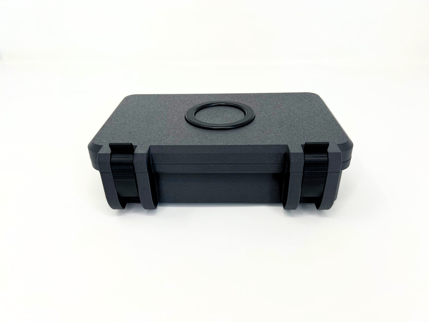 magnetic dustproof utility case